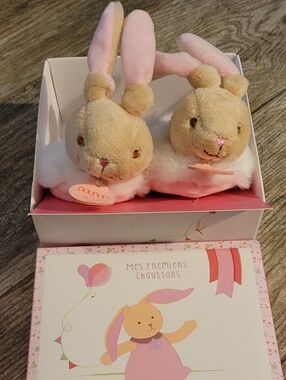 Doudou et Compagnie Paris Bunny Rabbit Bootie Slippers Rattle Ears Pink Soft Fur